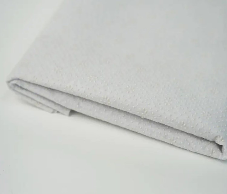 Varför blir halkfria mattor ett viktigt val för moderna hem?